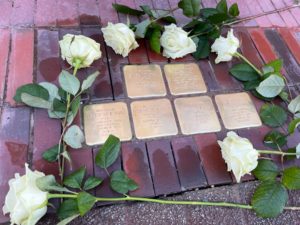 Erste Stolpersteine in Esens